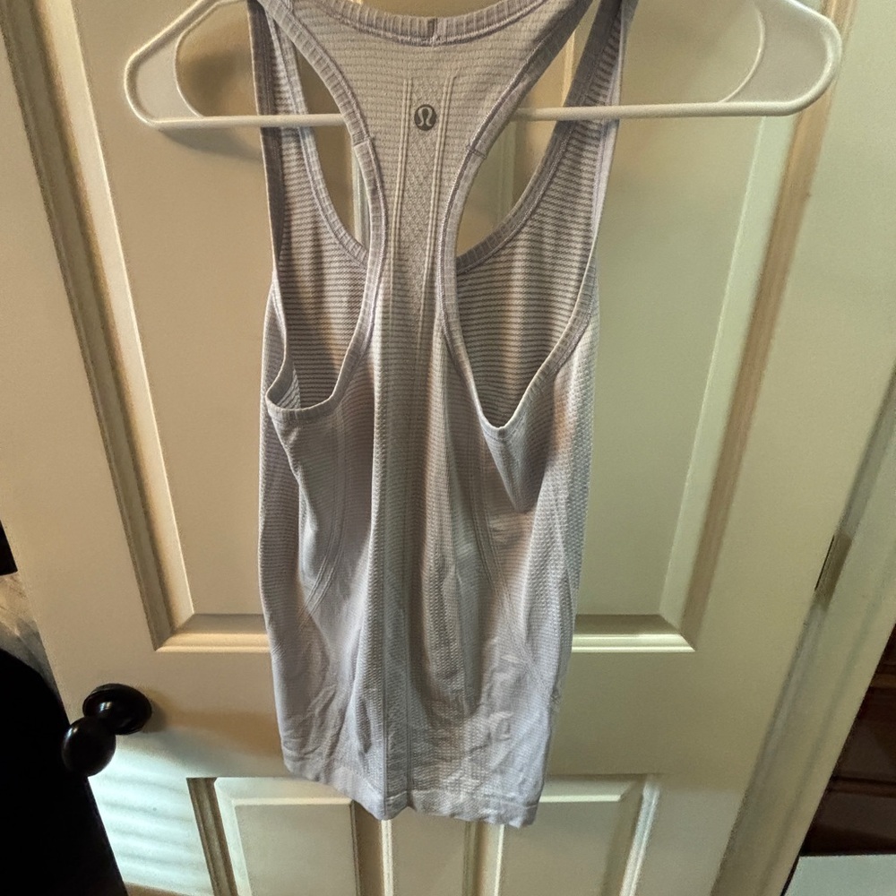 Lululemon Swiftly Tech Tank sz 4